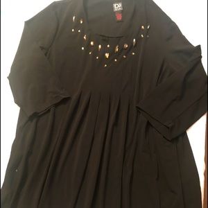 💖Plus Size Black blouse Size 3X With Rhinestone